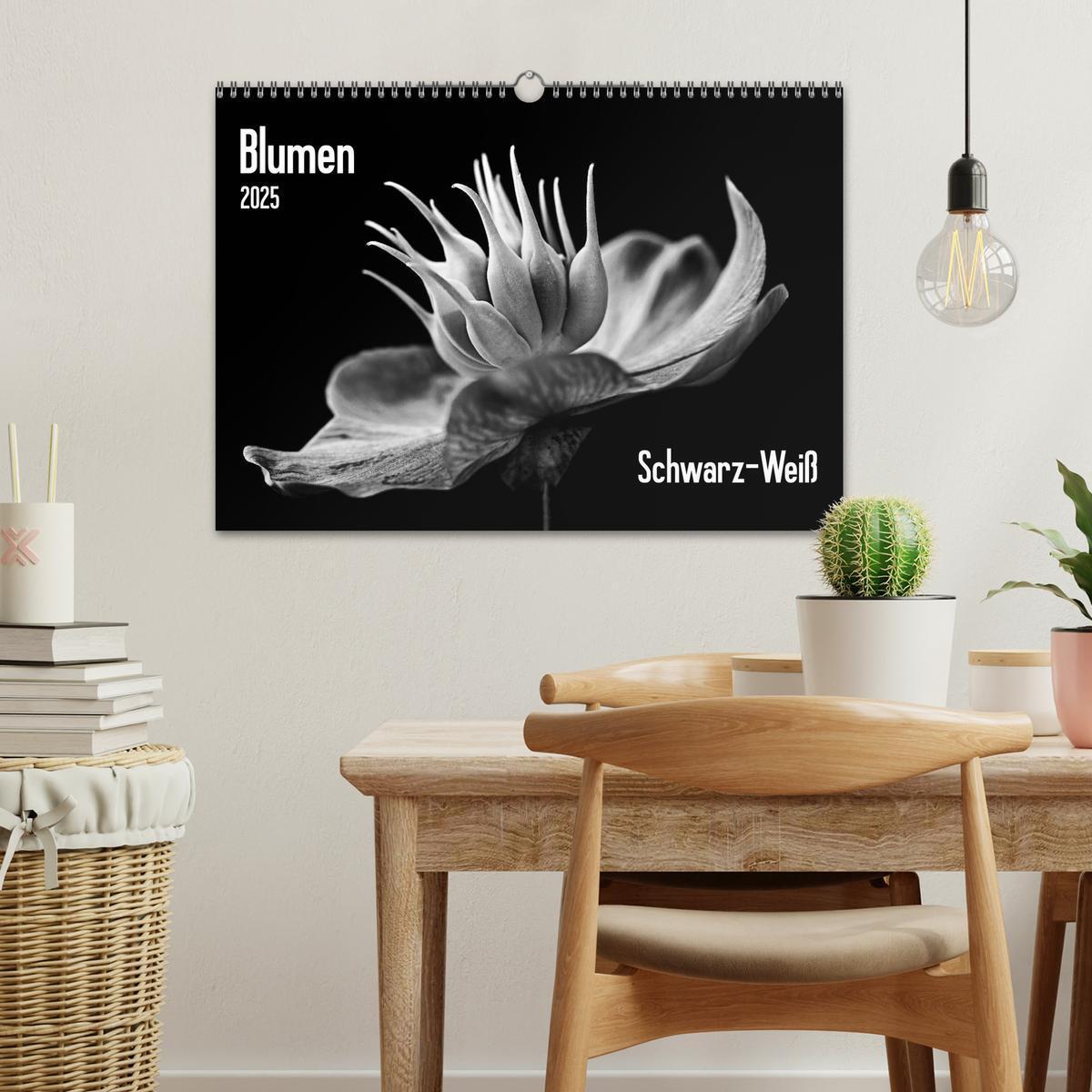 Bild: 9783435642892 | Blumen 2025, Schwarz-Weiß (Wandkalender 2025 DIN A3 quer), CALVENDO...