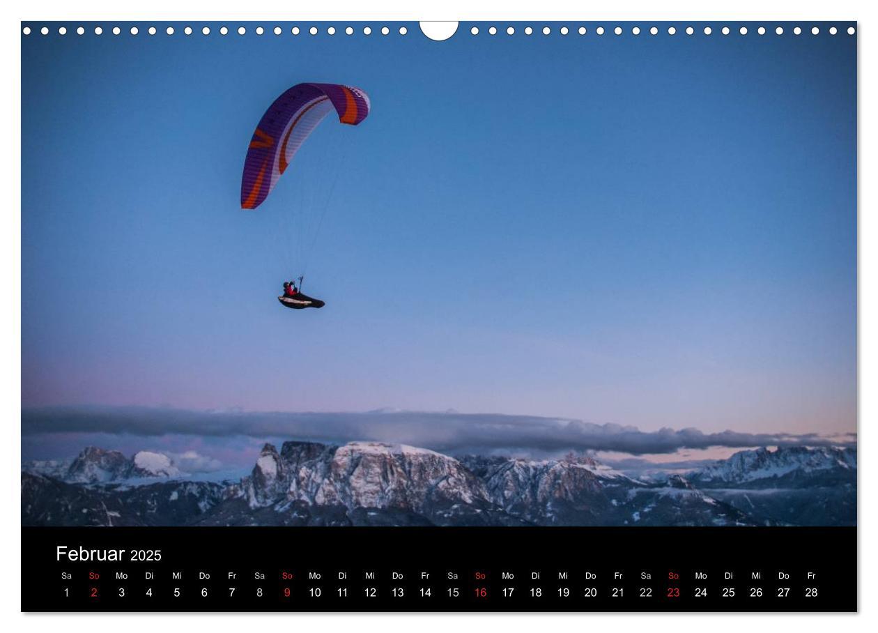 Bild: 9783435630936 | Paragliding - zwischen Himmel und Erde (Wandkalender 2025 DIN A3...