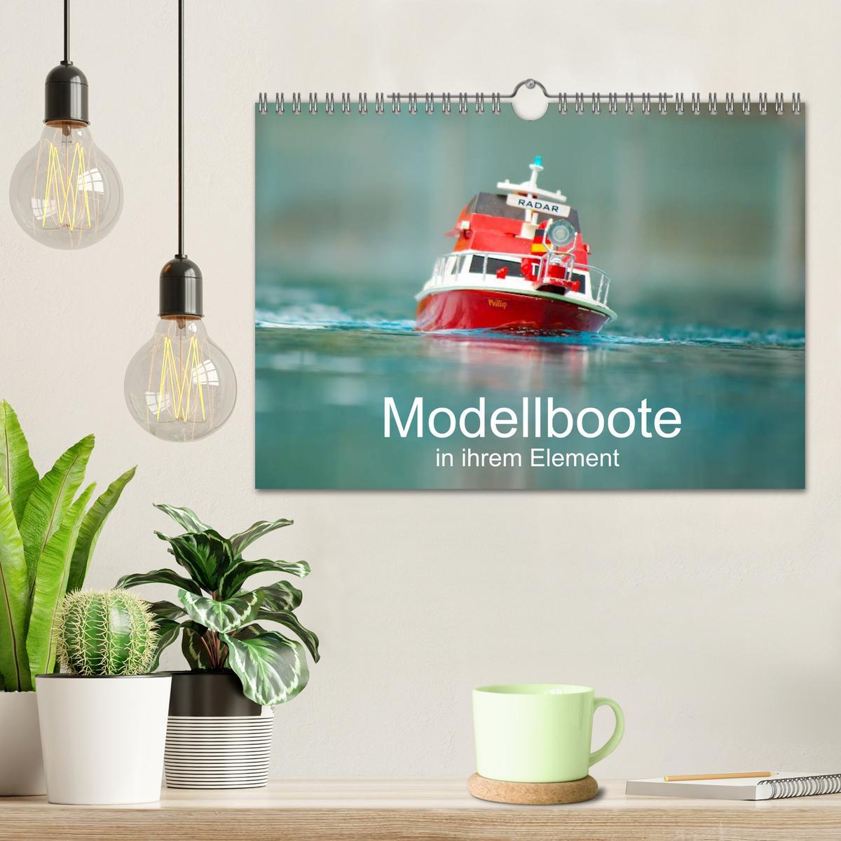 Bild: 9783435678495 | Modellboote in ihrem Element (Wandkalender 2025 DIN A4 quer),...