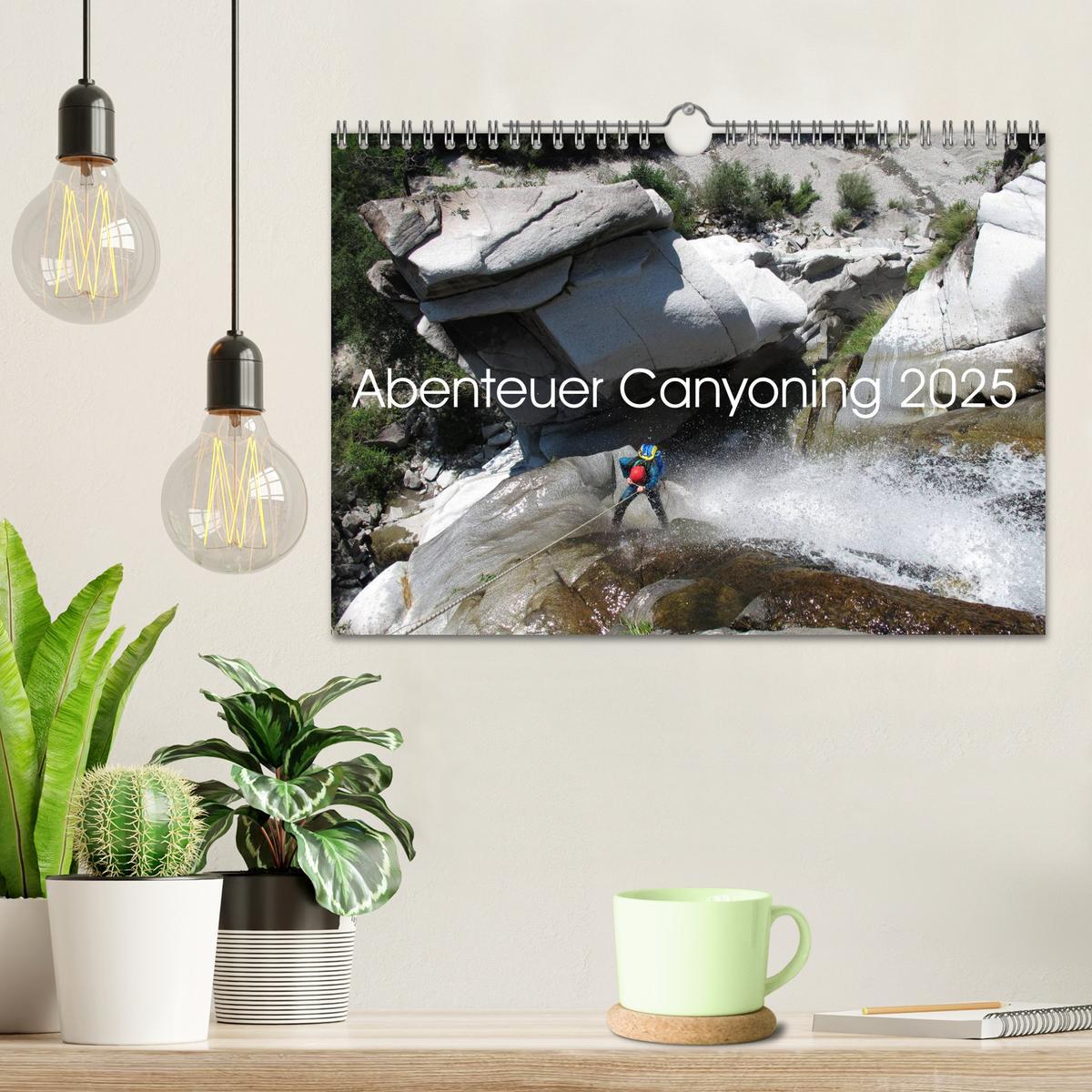 Bild: 9783435630561 | Abenteuer Canyoning (Wandkalender 2025 DIN A4 quer), CALVENDO...