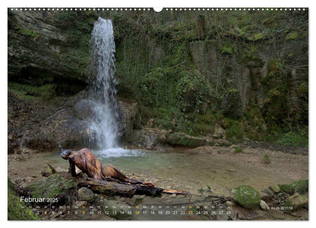 Bild: 9783435299751 | BODYPAINTING AM WASSERFALL VON LINN (Wandkalender 2025 DIN A2...