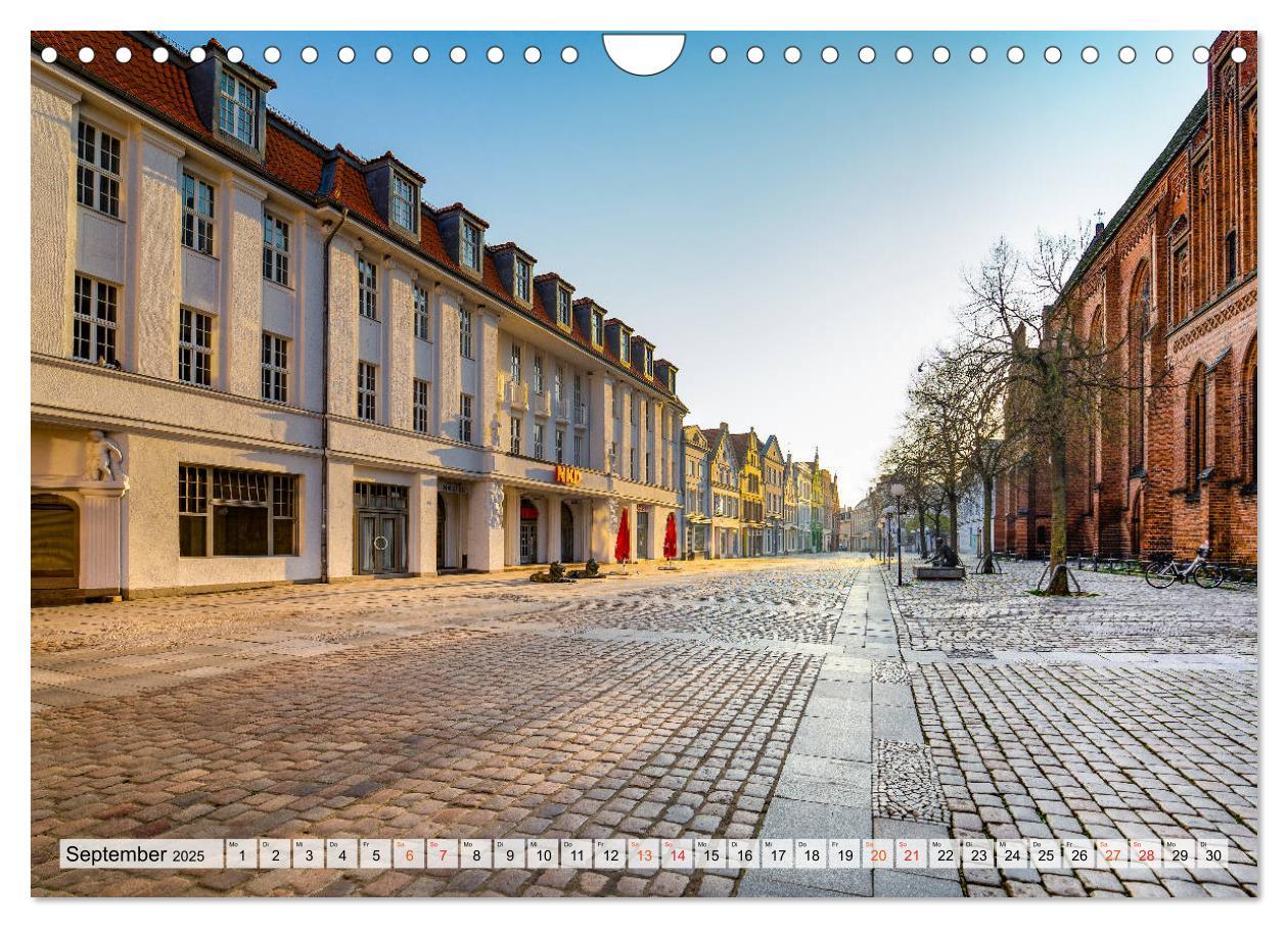 Bild: 9783435242139 | Güstrow Impressionen (Wandkalender 2025 DIN A4 quer), CALVENDO...