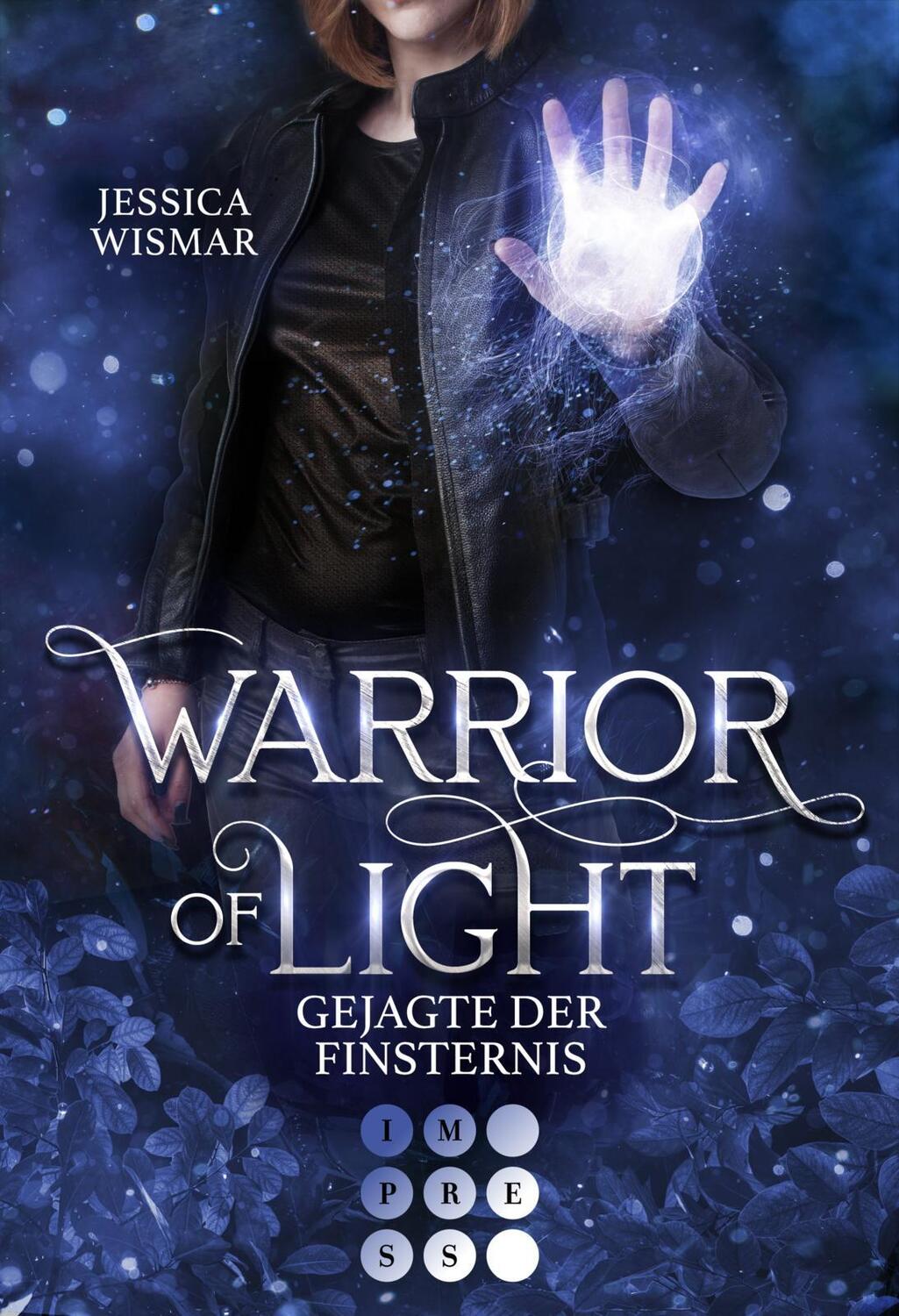 Cover: 9783551305176 | Warrior of Light 3: Gejagte der Finsternis | Jessica Wismar | Buch