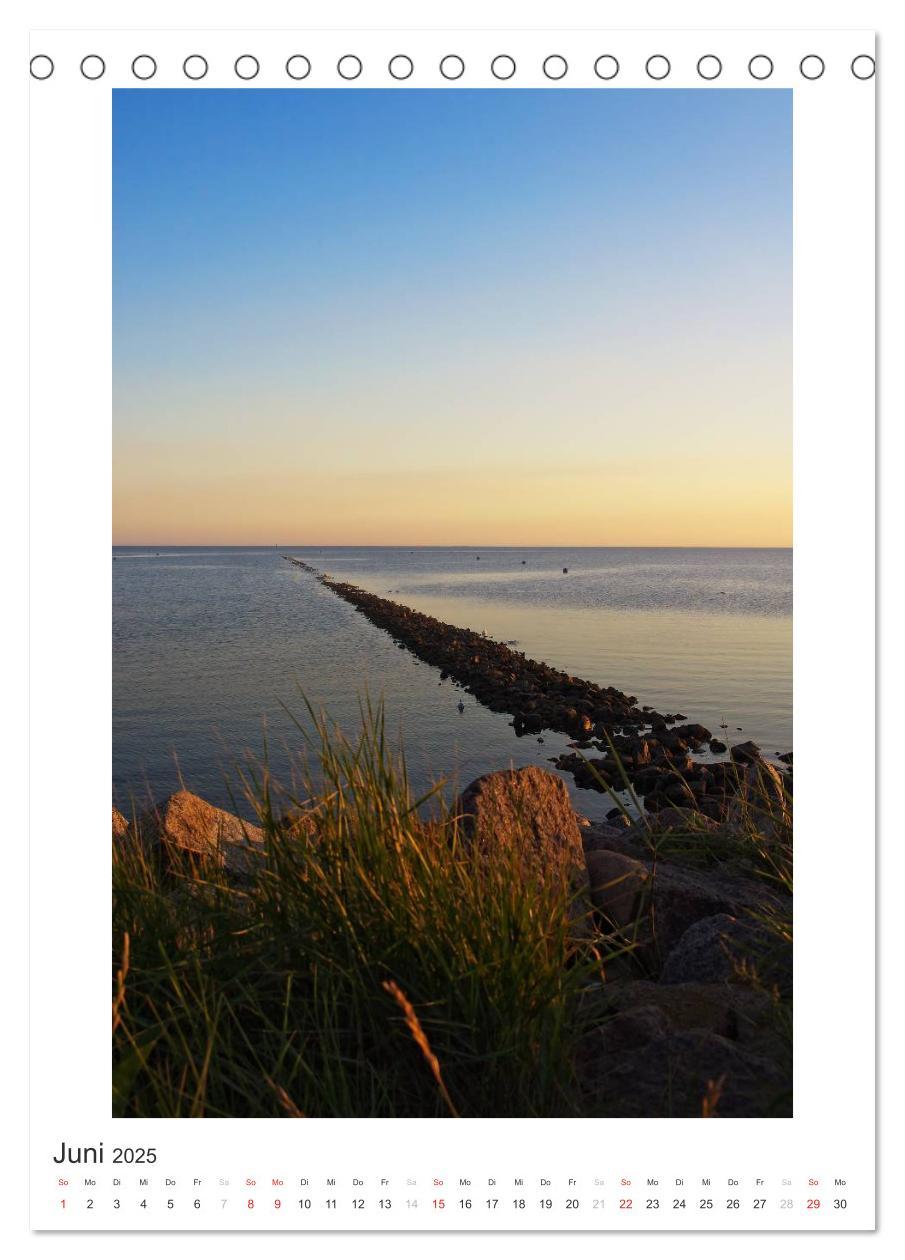 Bild: 9783457050576 | Büsum - Impressionen eines Sommers (Tischkalender 2025 DIN A5...