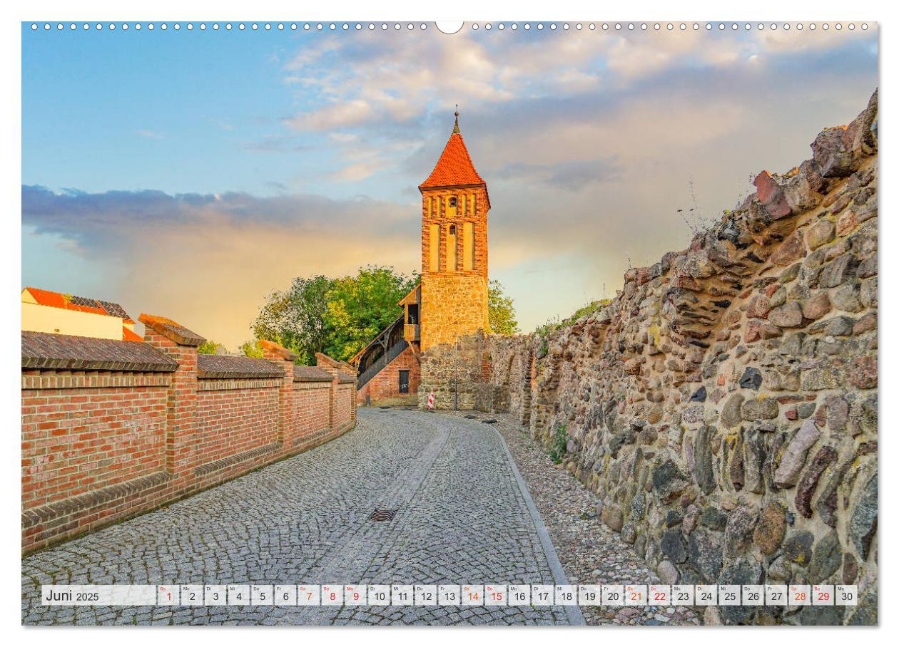 Bild: 9783435223954 | Jüterbog Impressionen (Wandkalender 2025 DIN A2 quer), CALVENDO...