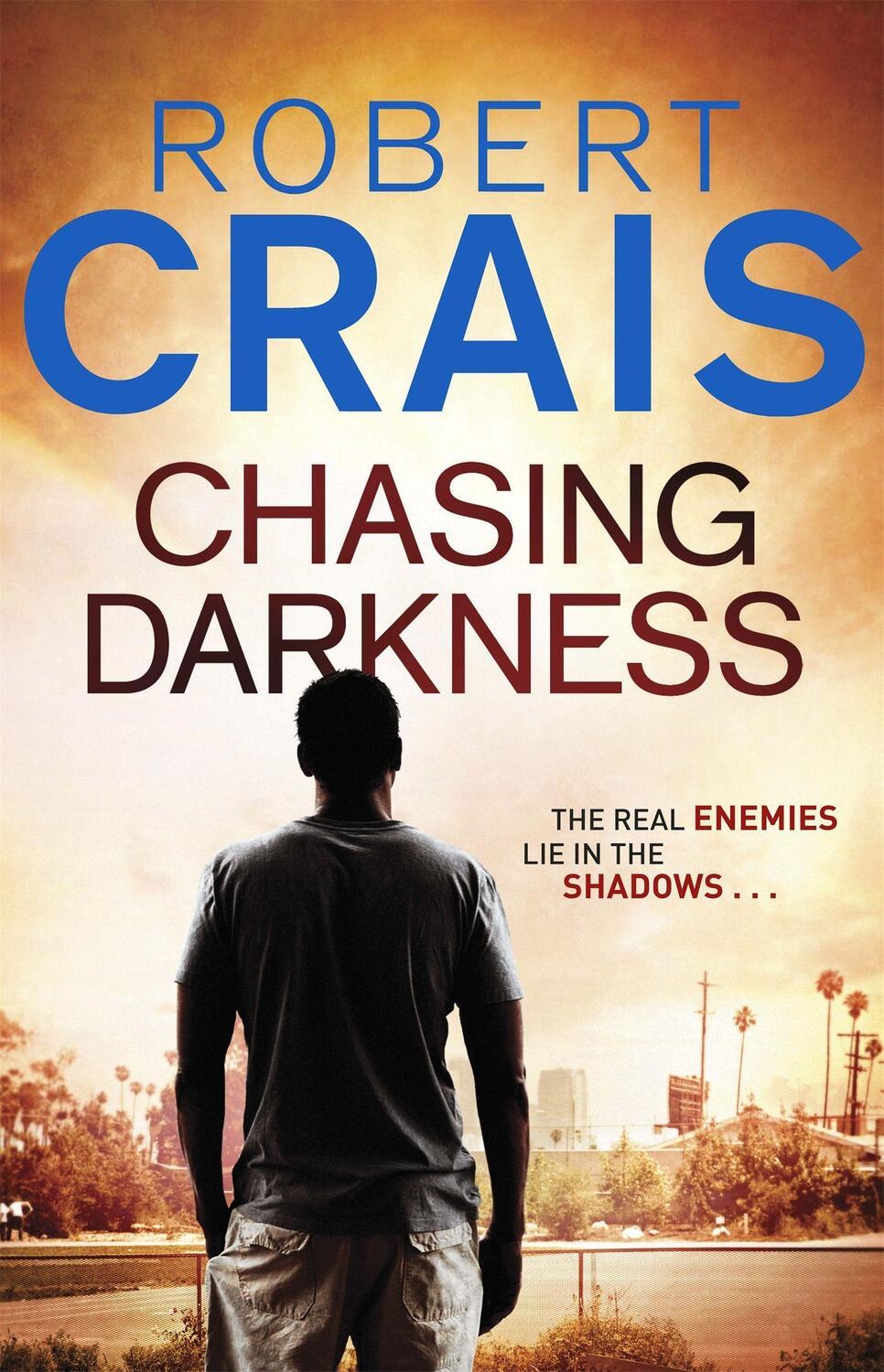 Cover: 9780752882833 | Chasing Darkness | Robert Crais | Taschenbuch | Cole & Pike | Englisch
