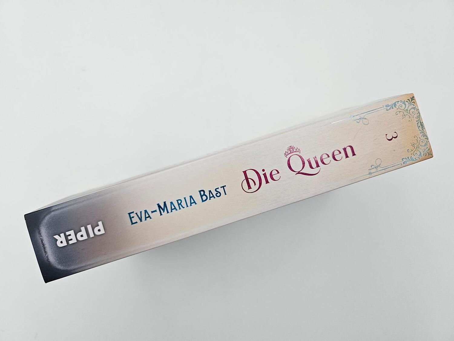 Bild: 9783492063791 | Die Queen | Eva-Maria Bast | Taschenbuch | Die Queen | 432 S. | 2023