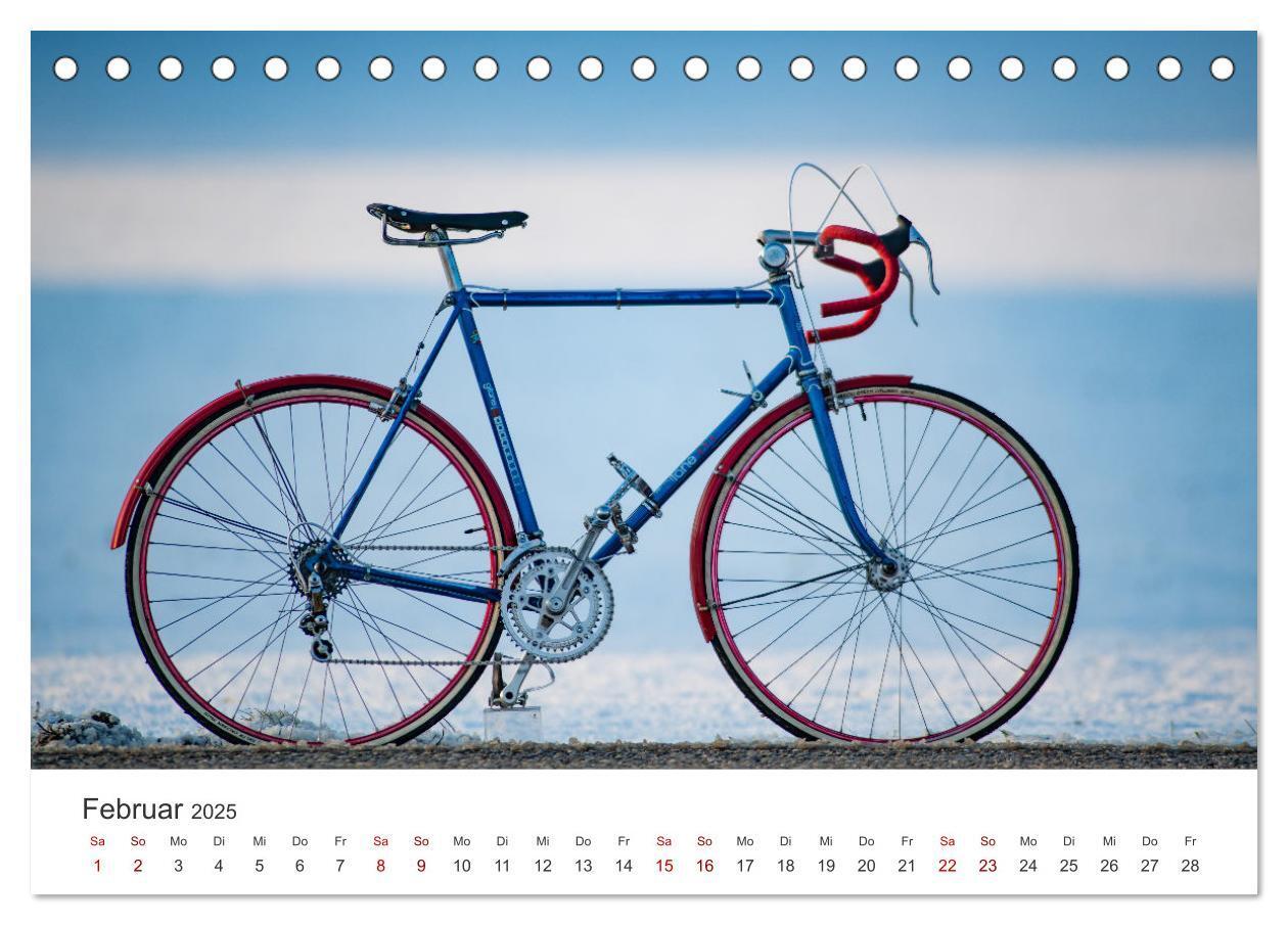 Bild: 9783435017584 | Stahlrenner - Rennrad-Klassiker aus Europa (Tischkalender 2025 DIN...