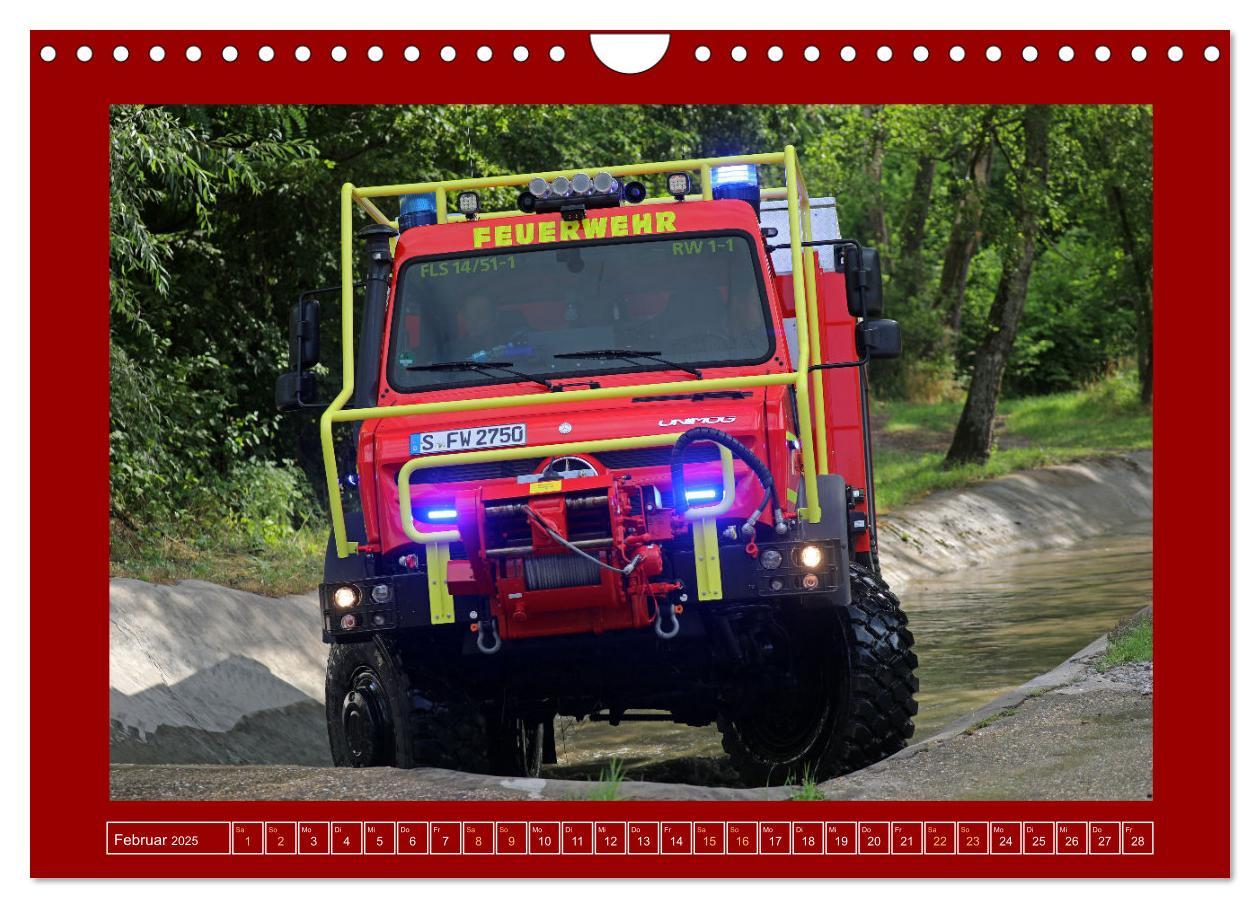 Bild: 9783457225387 | Unimog bei der Feuerwehr (Wandkalender 2025 DIN A4 quer), CALVENDO...