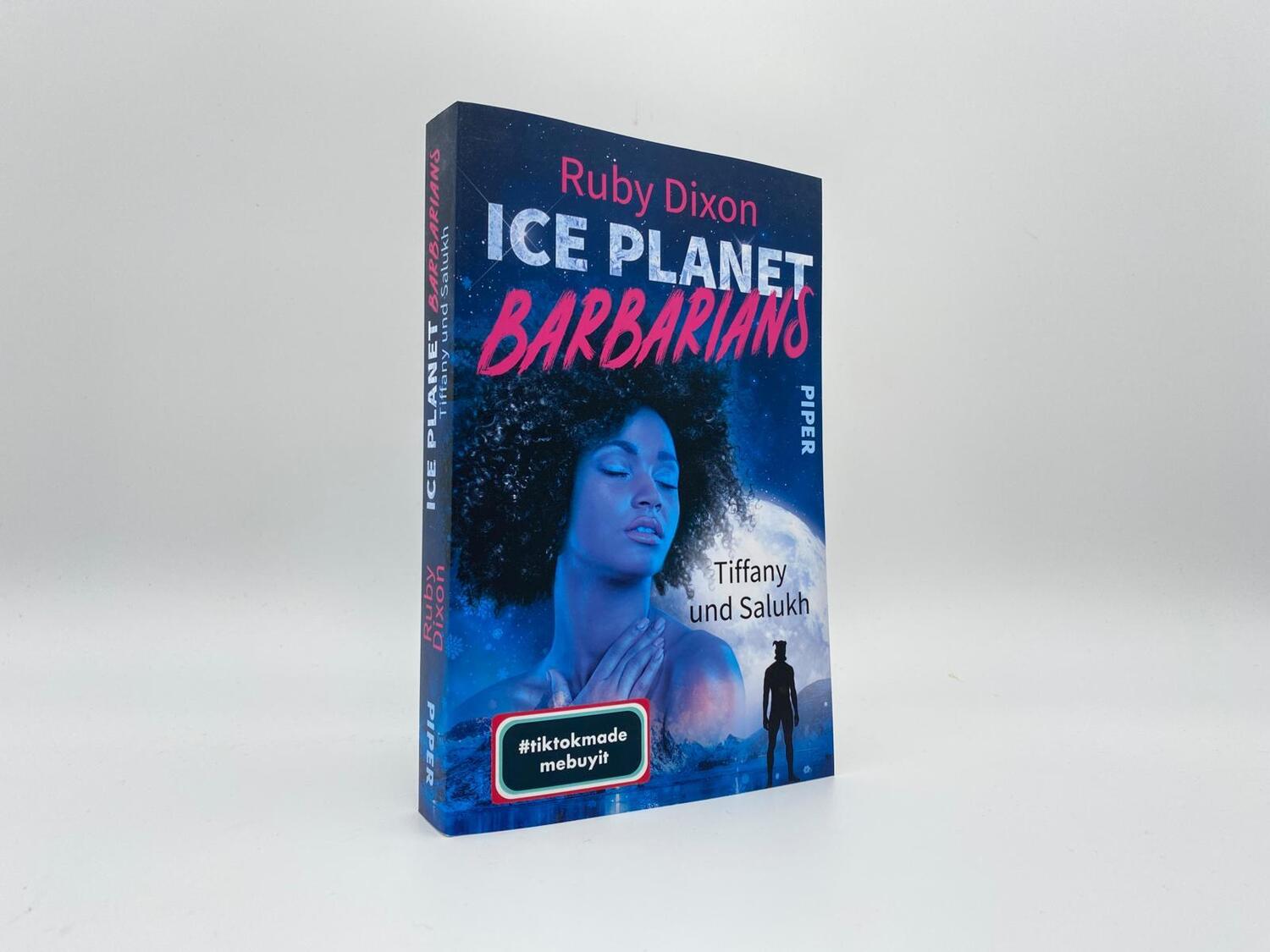 Bild: 9783492707459 | Ice Planet Barbarians - Tiffany und Salukh | Ruby Dixon | Taschenbuch