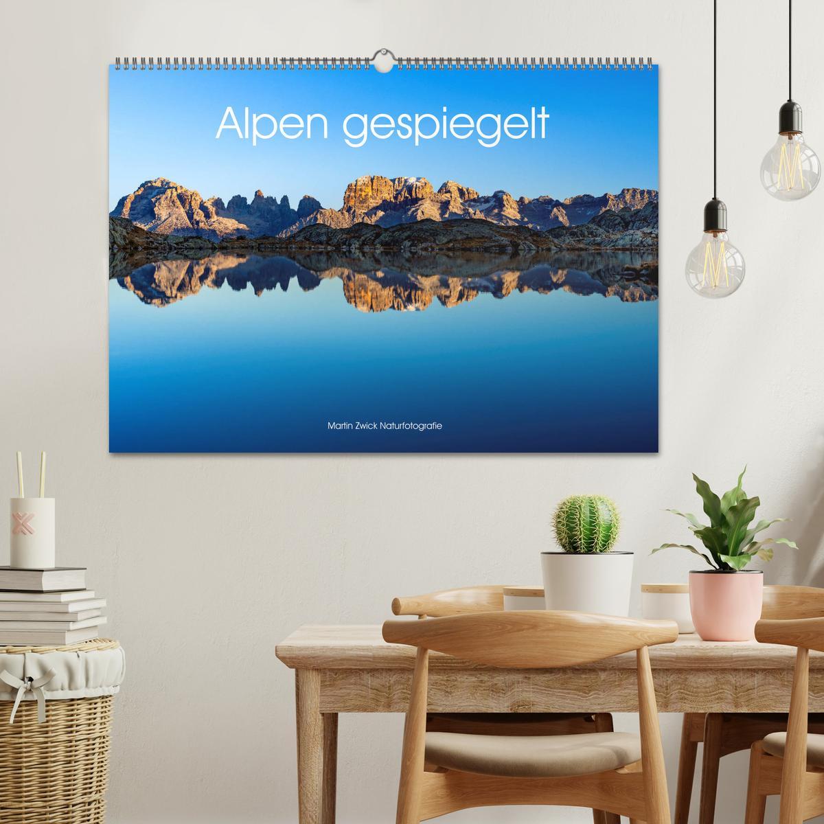 Bild: 9783435125289 | Alpen gespiegelt (Wandkalender 2025 DIN A2 quer), CALVENDO...