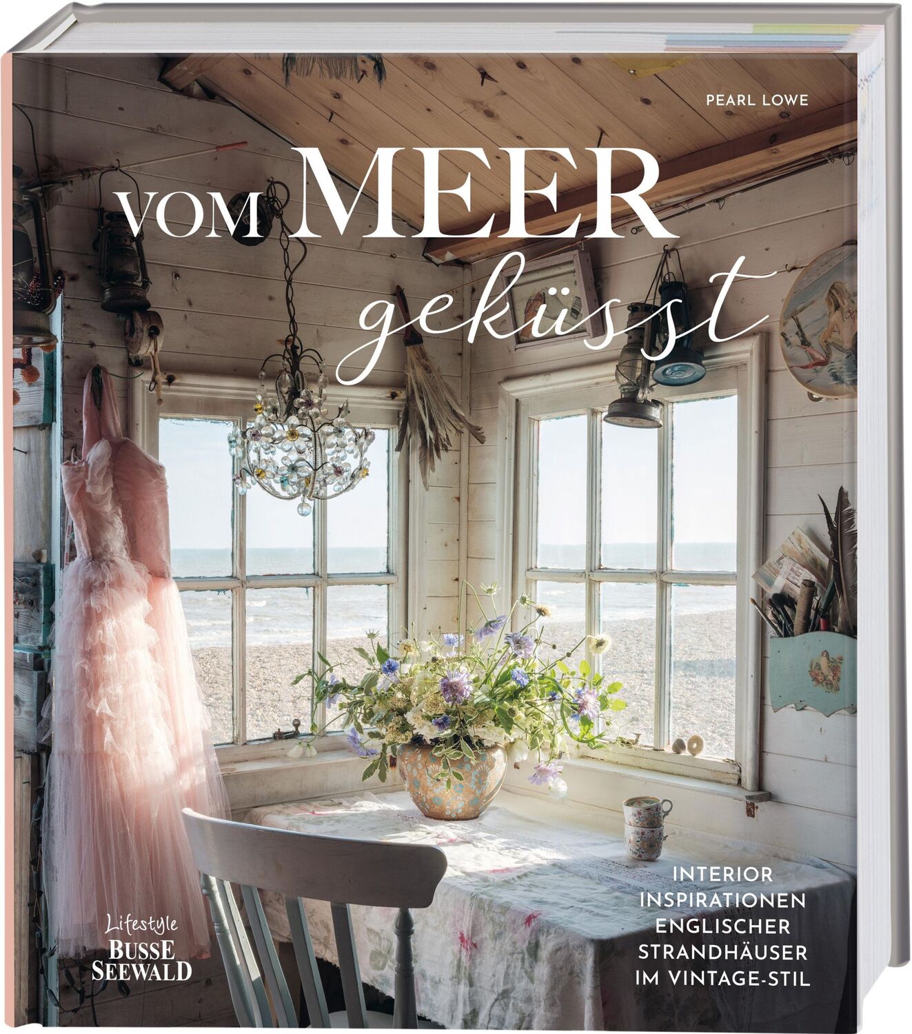 Cover: 9783735851062 | Vom Meer geküsst | Interior-Inspirationen englischer Strandhäuser