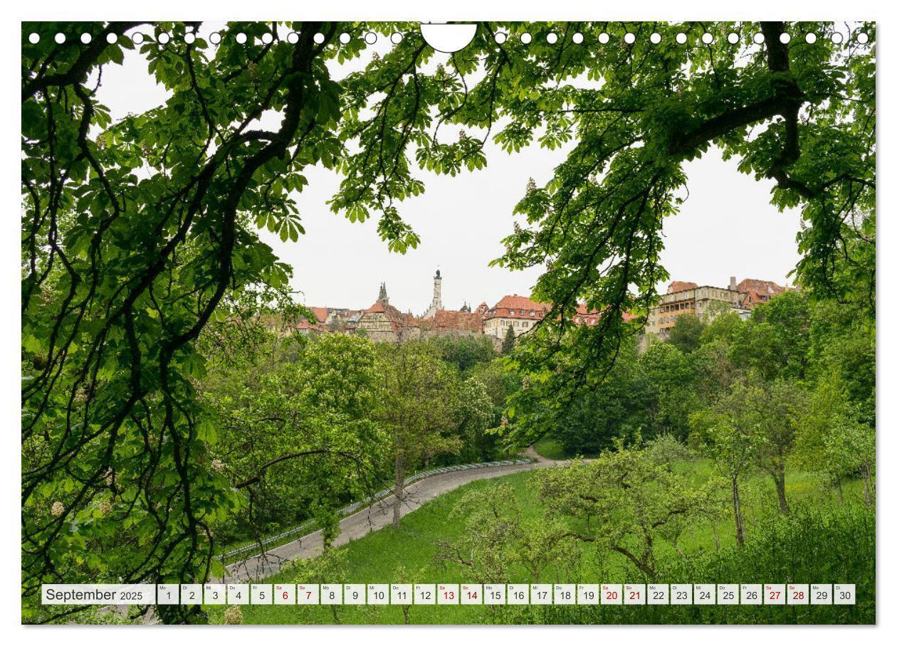 Bild: 9783383988332 | Ein Spaziergang durch Rothenburg ob der Tauber (Wandkalender 2025...