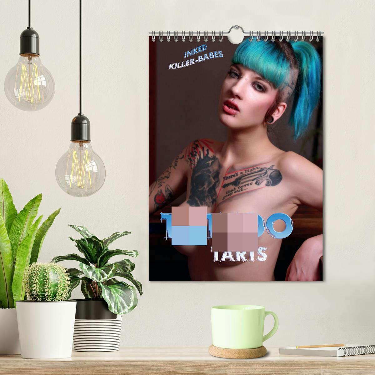 Bild: 9783457182338 | TATTOO TARTS - Inked Killer Babes (Wandkalender 2025 DIN A4 hoch),...