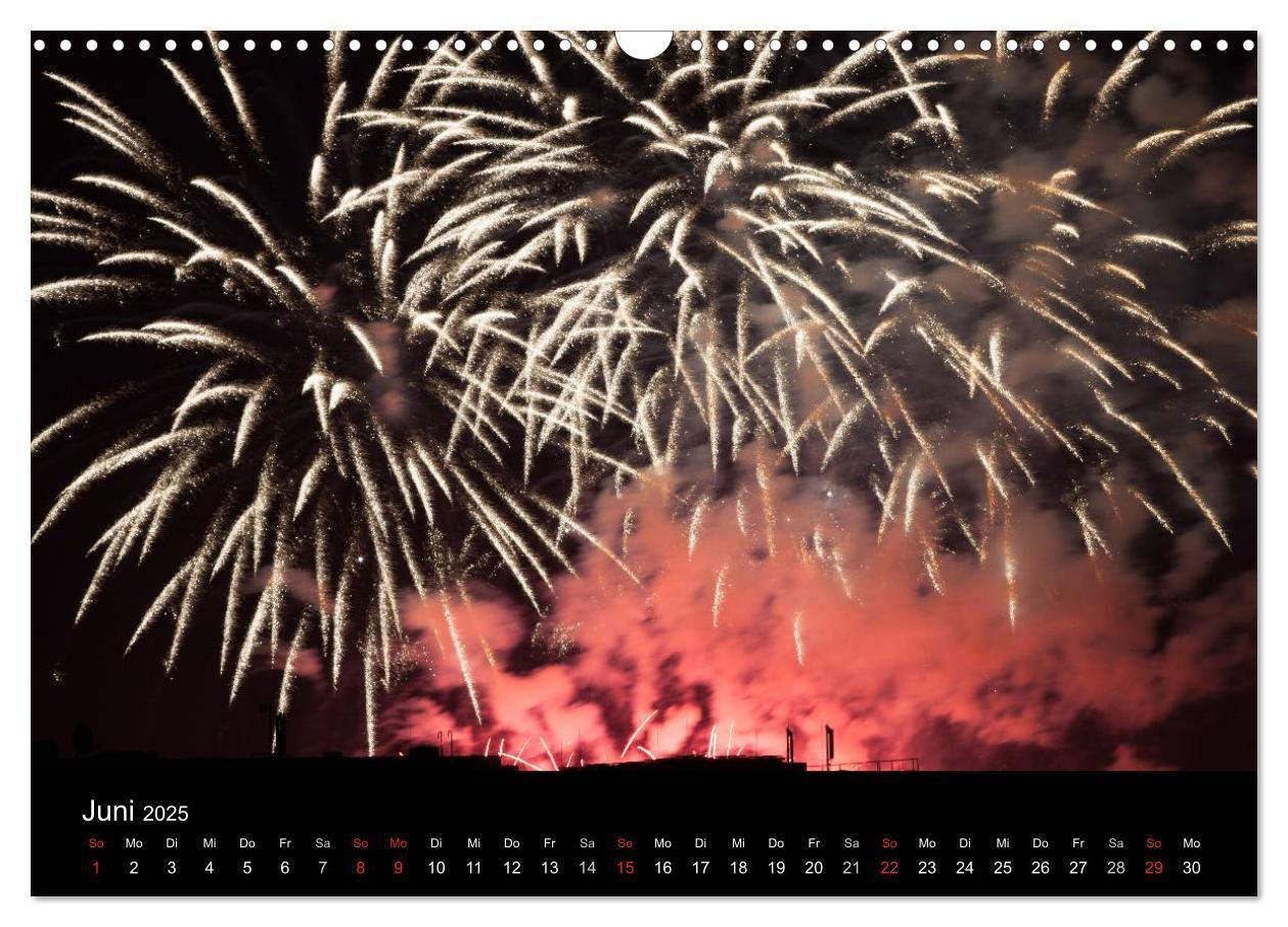 Bild: 9783435789665 | Feuerwerk (Wandkalender 2025 DIN A3 quer), CALVENDO Monatskalender