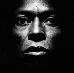 Cover: 75992549028 | Tutu | Miles Davis | Audio-CD | midprice | CD | Deutsch | 1986