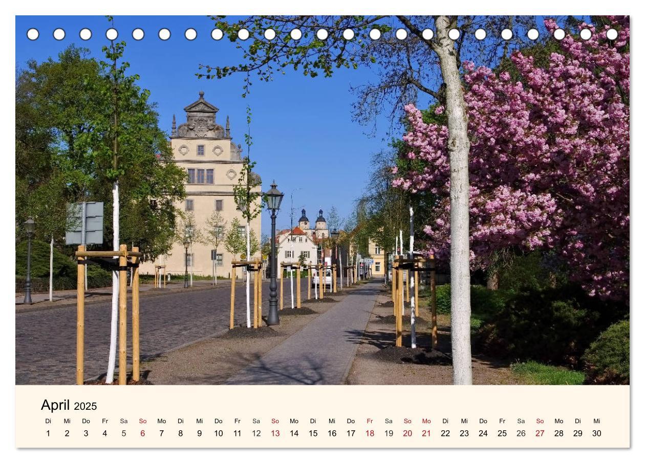 Bild: 9783435453917 | Lutherstadt Wittenberg - Stadt der Reformation (Tischkalender 2025...