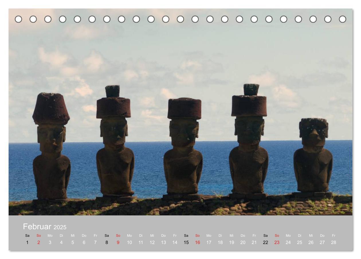 Bild: 9783435820337 | MOAI - steinerne Wächter der Osterinsel (Tischkalender 2025 DIN A5...