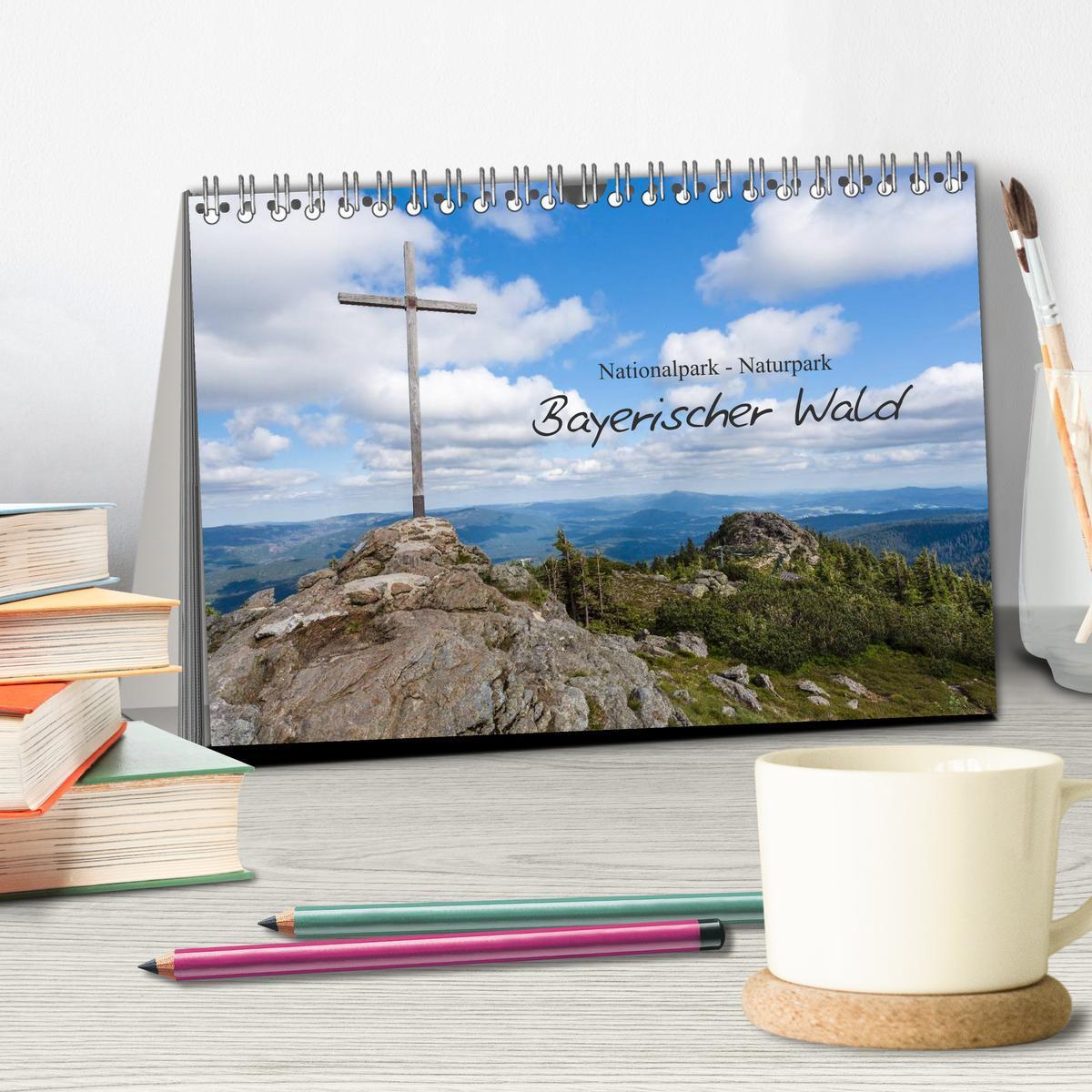 Bild: 9783435809493 | Bayerischer Wald (Tischkalender 2025 DIN A5 quer), CALVENDO...