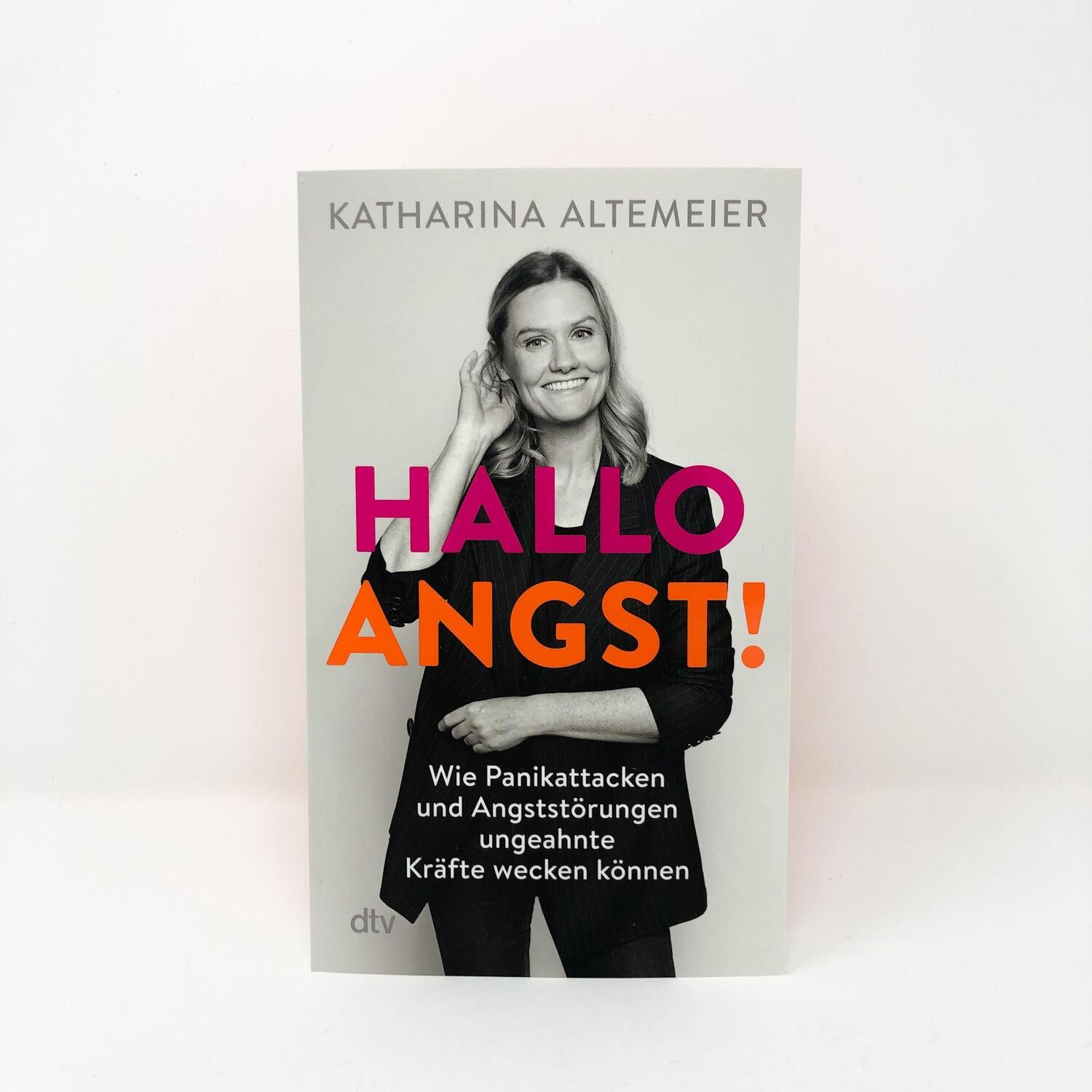 Bild: 9783423351669 | Hallo Angst! | Katharina Altemeier | Taschenbuch | 288 S. | Deutsch