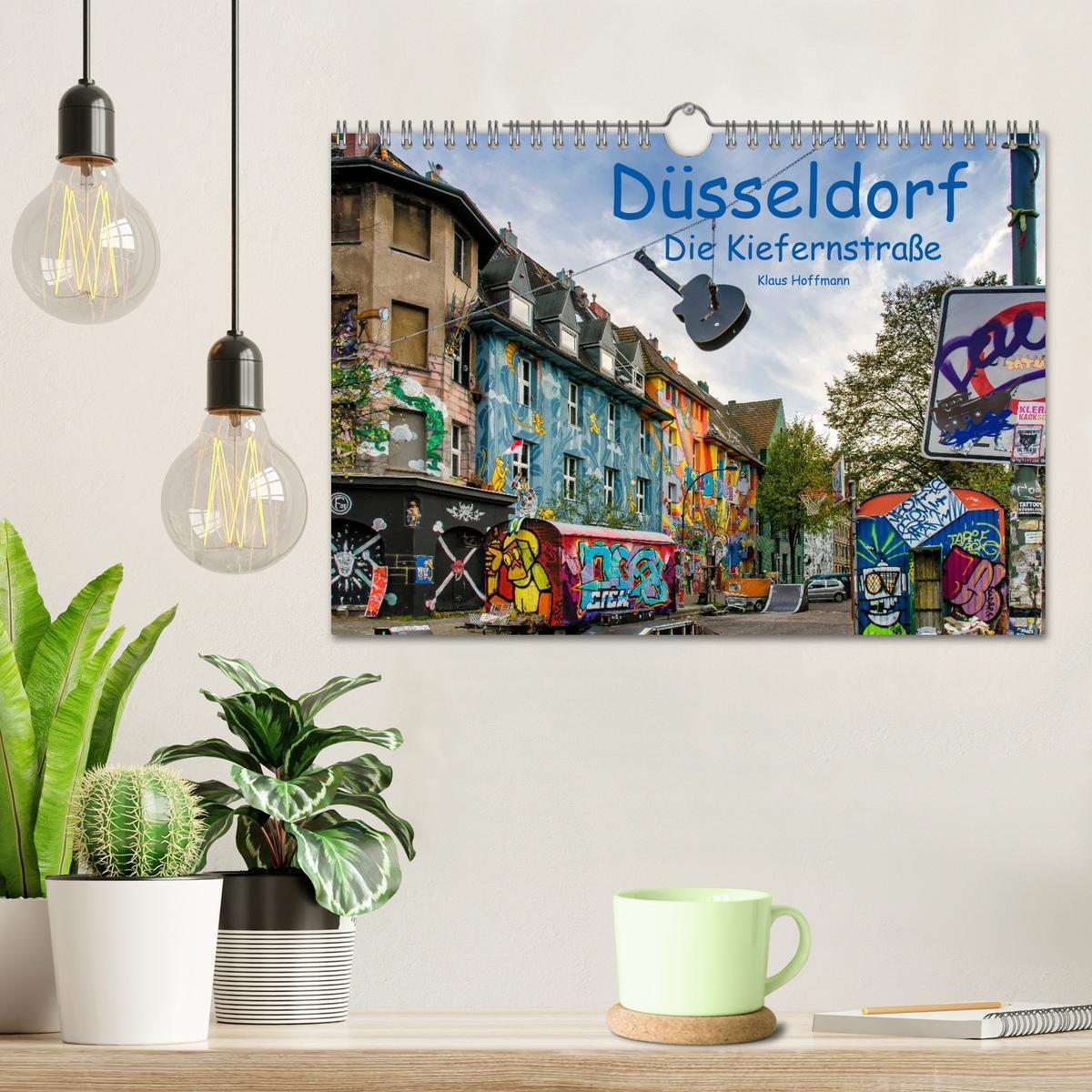 Bild: 9783435611249 | Düsseldorf - Die Kiefernstraße (Wandkalender 2025 DIN A4 quer),...