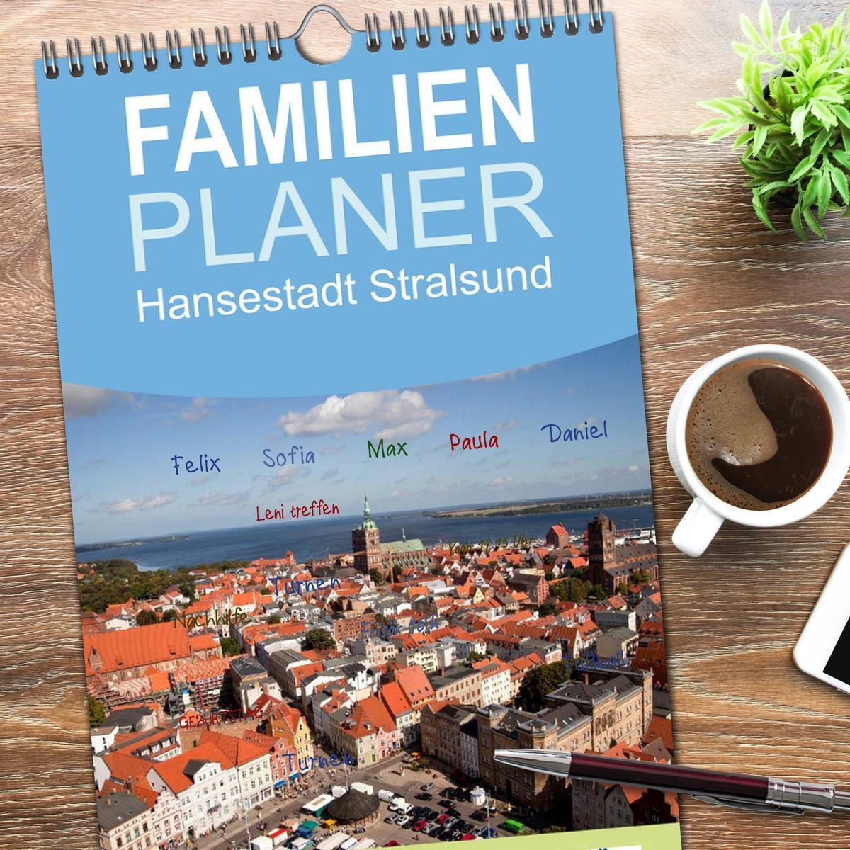 Bild: 9783457109786 | Familienplaner 2025 - Hansestadt Stralsund mit 5 Spalten...