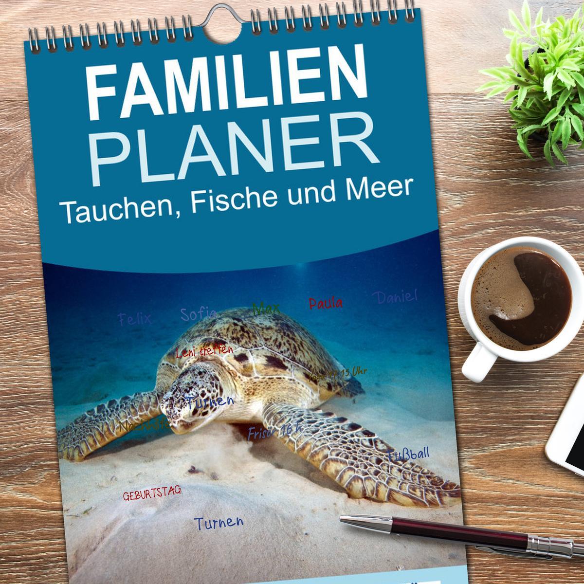 Bild: 9783457114094 | Familienplaner 2025 - Tauchen, Fische und Meer mit 5 Spalten...