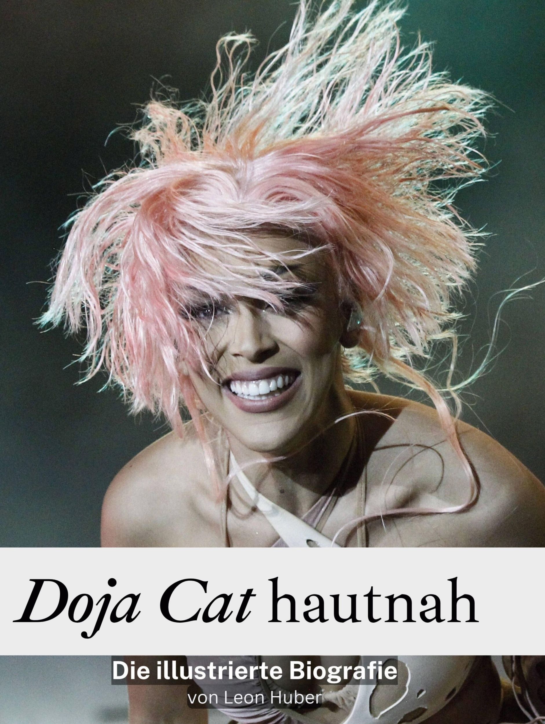 Cover: 9783759135414 | Doja Cat hautnah | Die illustrierte Biografie | Leon Huber | Buch