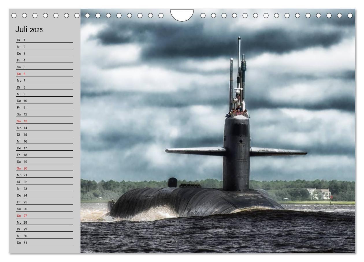 Bild: 9783435523832 | U-Boote. Militärische Ungetüme (Wandkalender 2025 DIN A4 quer),...