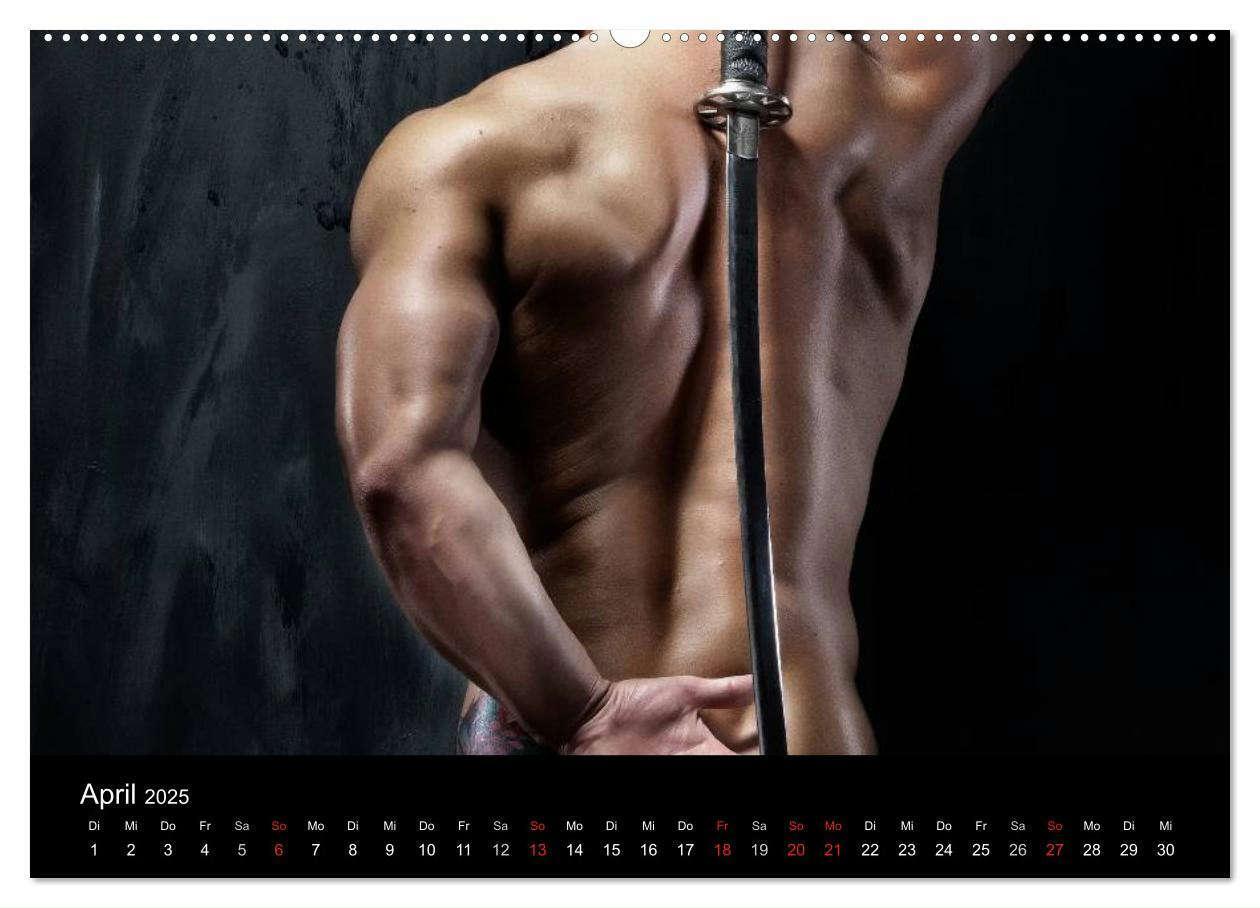 Bild: 9783435688777 | Männer - Erotische Gladiatoren (Wandkalender 2025 DIN A2 quer),...