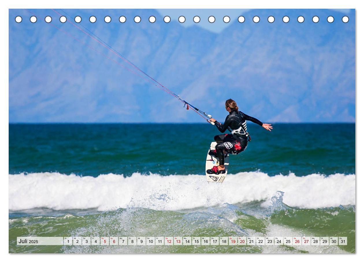 Bild: 9783435325771 | Kitesurfen - Action pur (Tischkalender 2025 DIN A5 quer), CALVENDO...