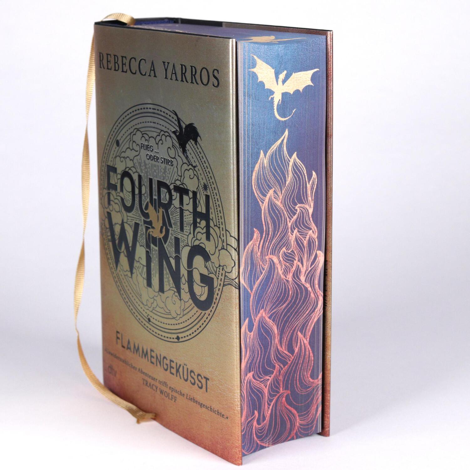 Bild: 9783423284127 | Fourth Wing - Flammengeküsst | Rebecca Yarros | Buch | Fourth Wing