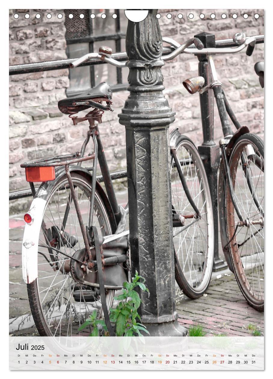 Bild: 9783435910618 | Fahrrad Alltag (Wandkalender 2025 DIN A4 hoch), CALVENDO...