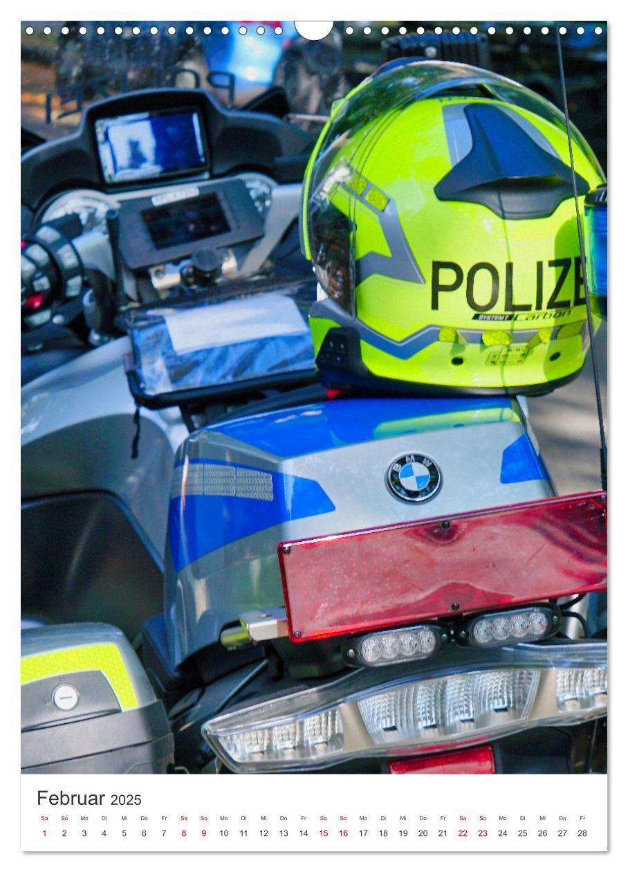 Bild: 9783435877195 | Tag der Polizei (Wandkalender 2025 DIN A3 hoch), CALVENDO...