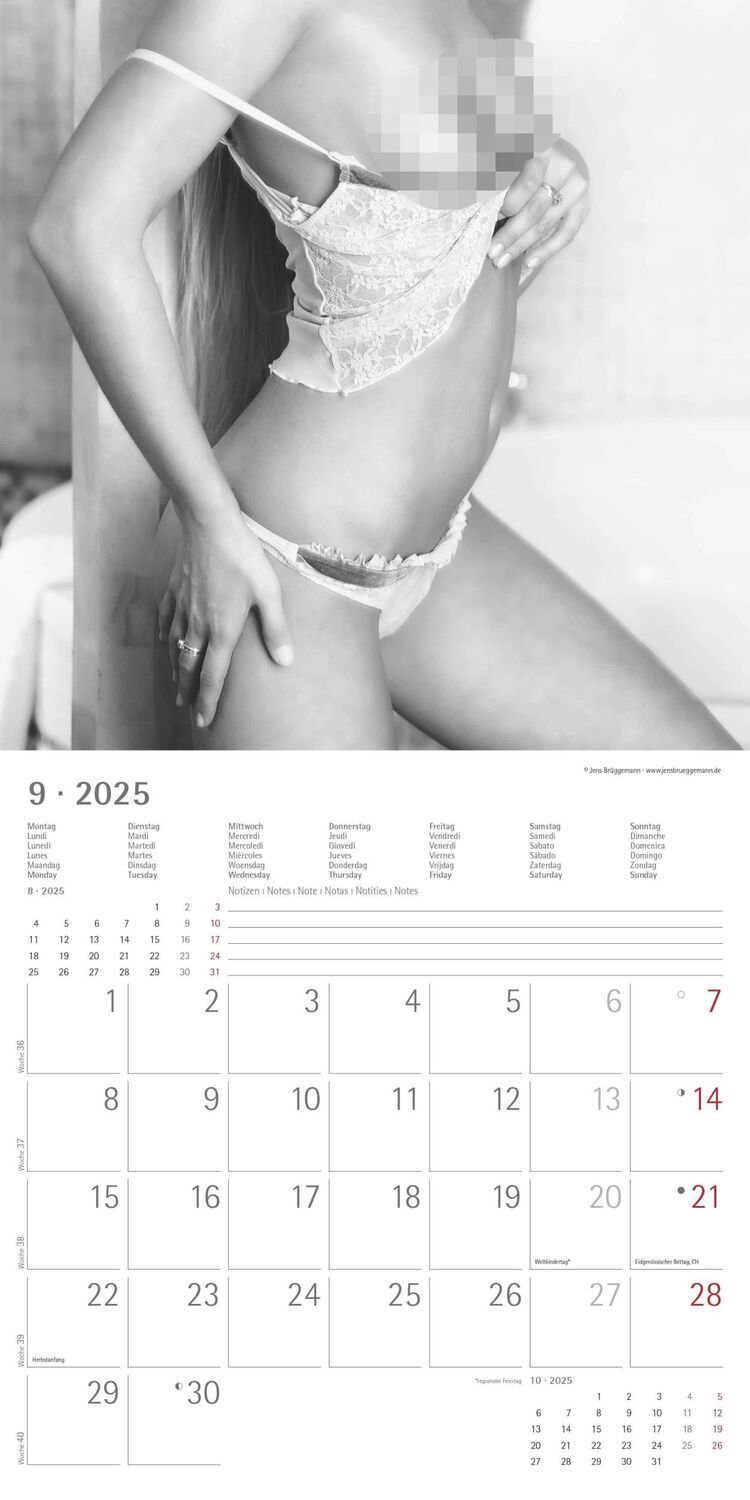 Bild: 4251732340988 | Feminine 2025 - Broschürenkalender 30x30 cm (30x60 geöffnet) -...