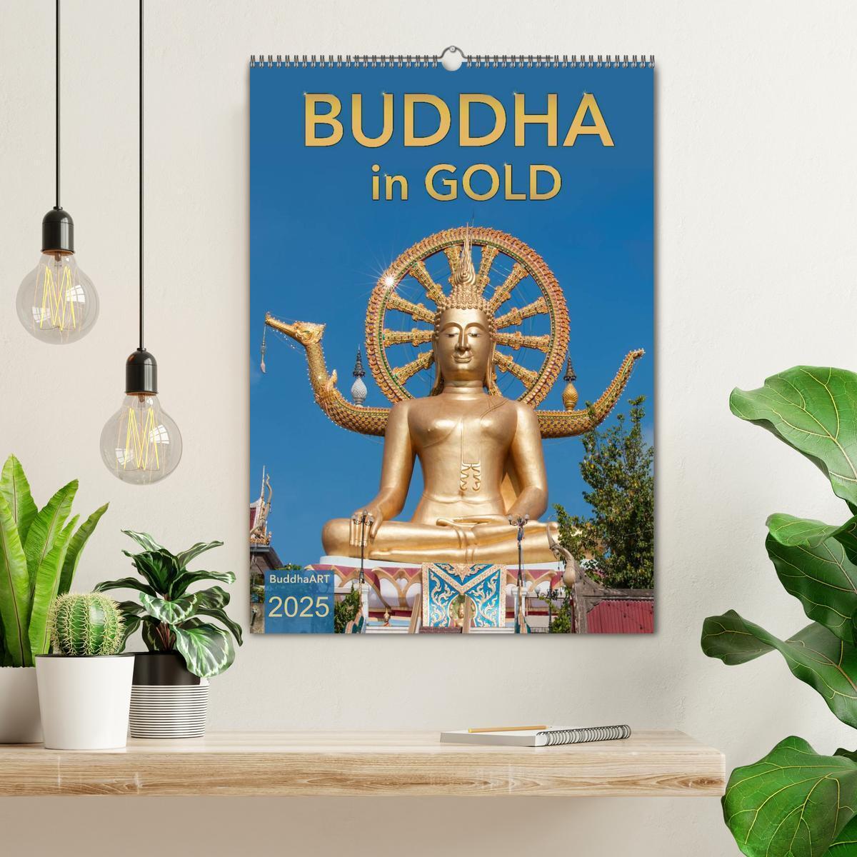 Bild: 9783457009925 | BUDDHA in GOLD (Wandkalender 2025 DIN A2 hoch), CALVENDO...