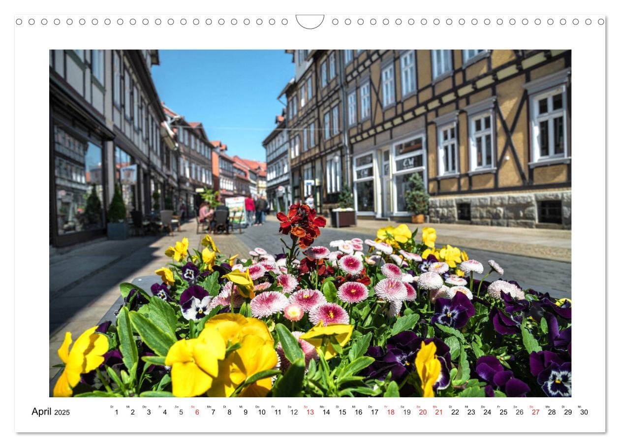 Bild: 9783435235933 | Wernigerode - Die Fachwerkstadt im Harz (Wandkalender 2025 DIN A3...