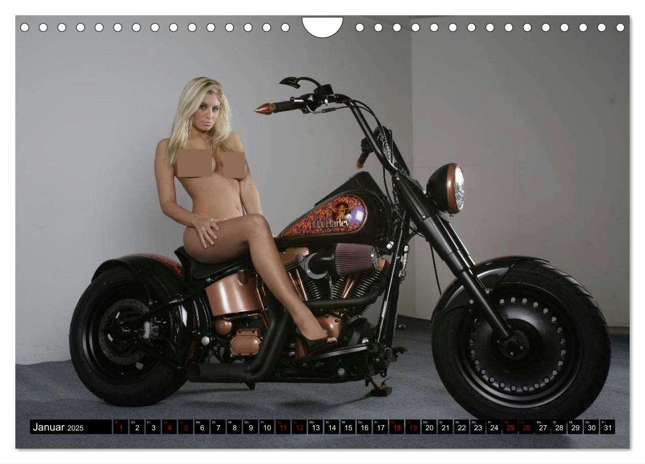 Bild: 9783435385539 | Best Biker Girls (Wandkalender 2025 DIN A4 quer), CALVENDO...