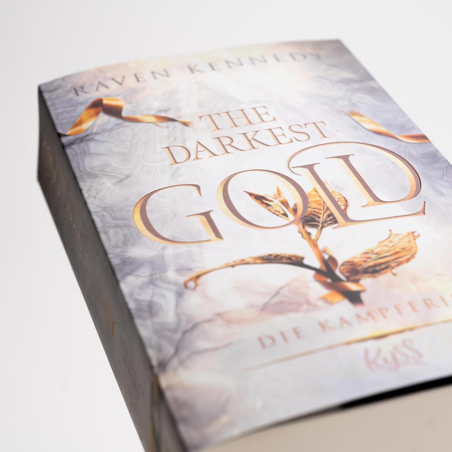 Bild: 9783499011535 | The Darkest Gold - Die Kämpferin | Raven Kennedy | Taschenbuch | 2023
