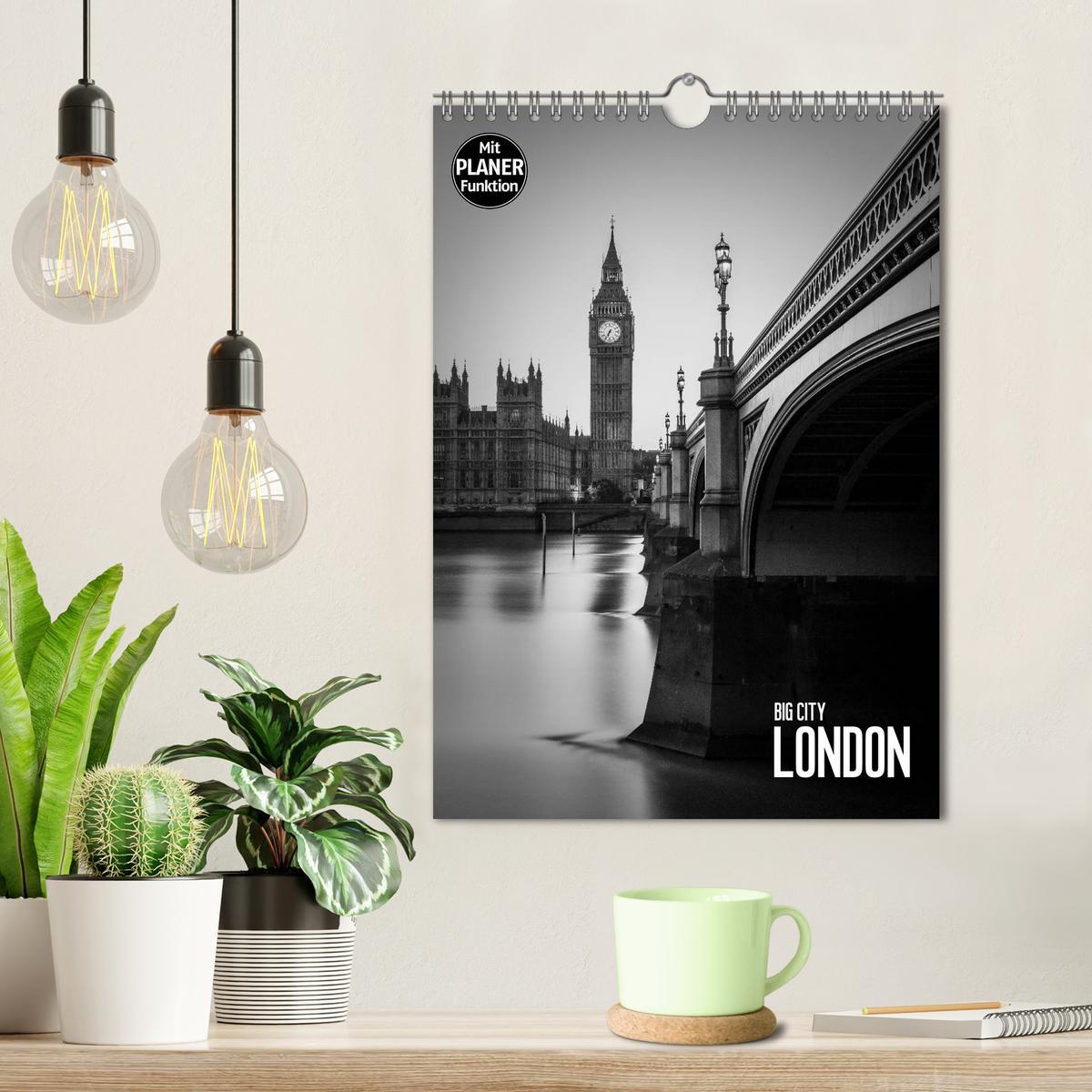 Bild: 9783457016718 | Big City London (Wandkalender 2025 DIN A4 hoch), CALVENDO...