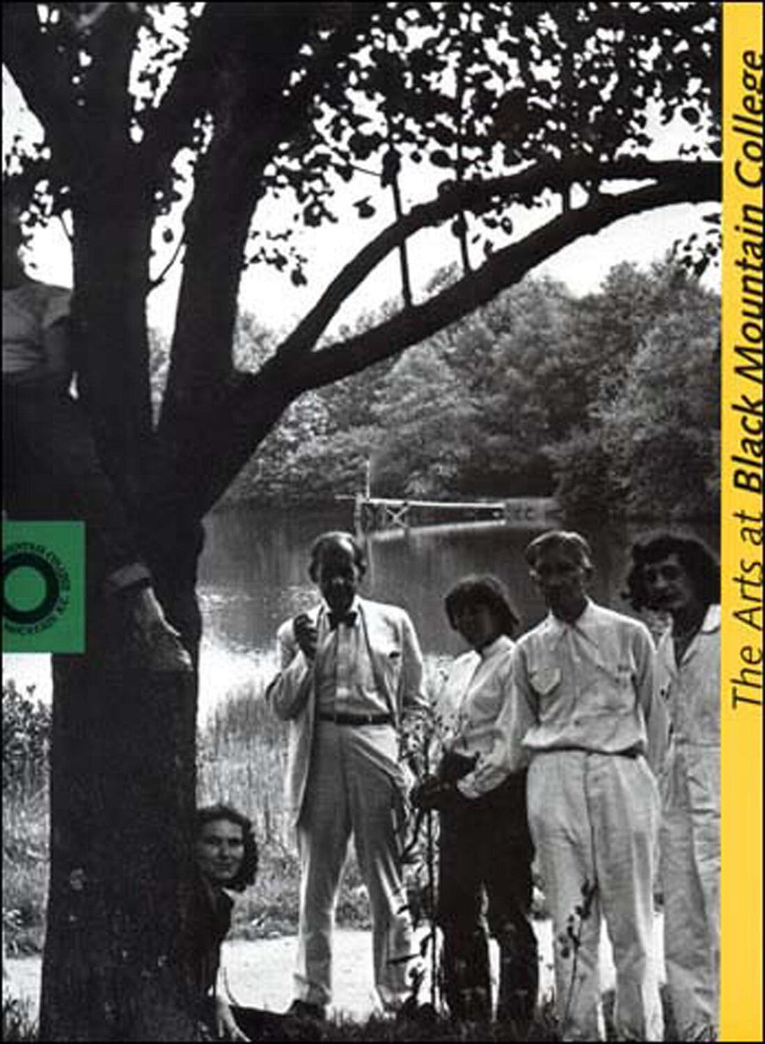 Cover: 9780262582124 | The Arts at Black Mountain College | Mary Emma Harris | Taschenbuch