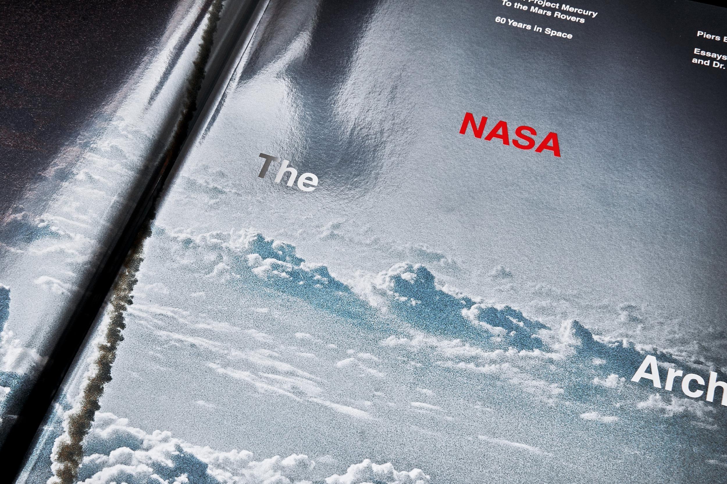 Bild: 9783836569507 | The NASA Archives. 60 Years in Space | Piers Bizony (u. a.) | Buch