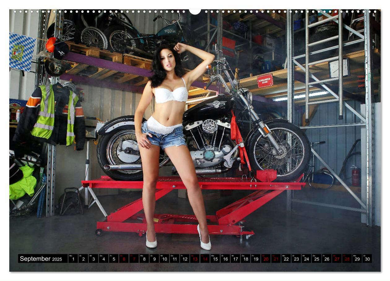 Bild: 9783435096244 | Motorräder und Sexy Girls (hochwertiger Premium Wandkalender 2025...