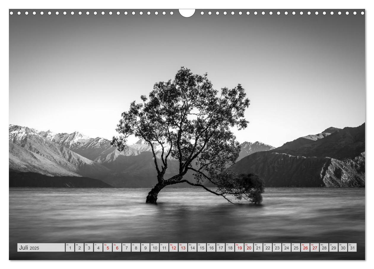 Bild: 9783383873331 | Monochrome Wonders (Wandkalender 2025 DIN A3 quer), CALVENDO...