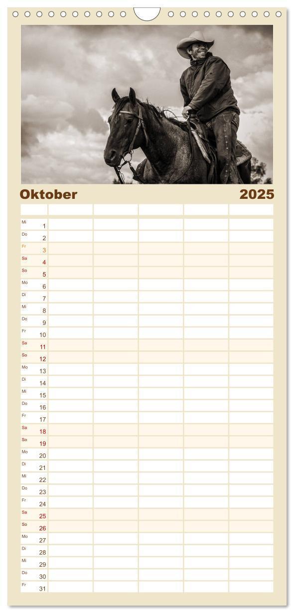 Bild: 9783457115749 | Familienplaner 2025 - Westernreiten mit 5 Spalten (Wandkalender, 21...