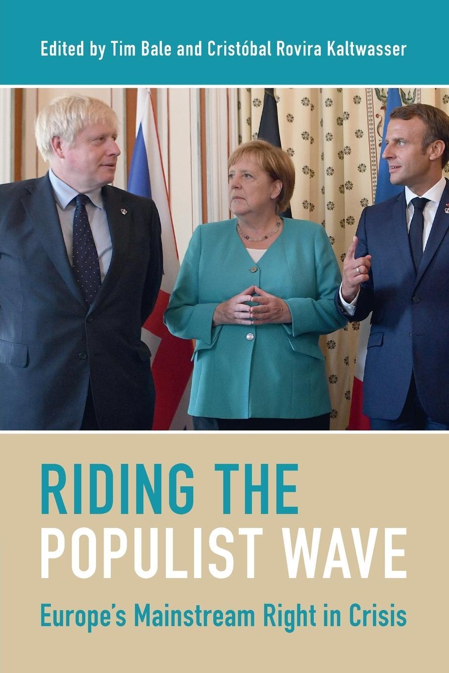 Cover: 9781009009058 | Riding the Populist Wave | Cristóbal Rovira Kaltwasser | Taschenbuch