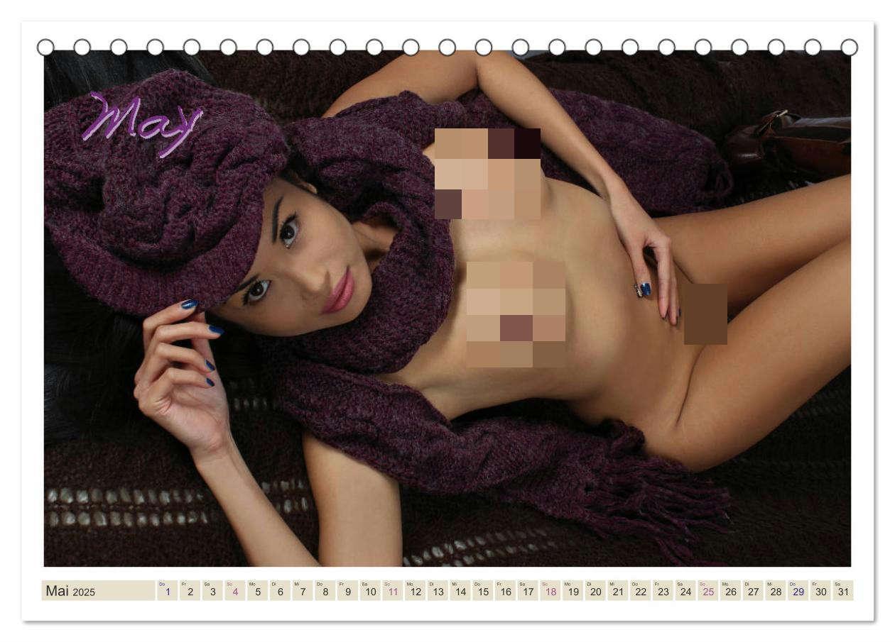 Bild: 9783435417605 | EROTIK FOTOART (Tischkalender 2025 DIN A5 quer), CALVENDO...