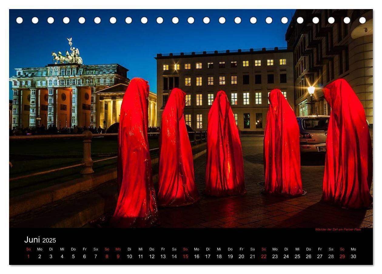 Bild: 9783435644261 | Colours of Berlin (Tischkalender 2025 DIN A5 quer), CALVENDO...