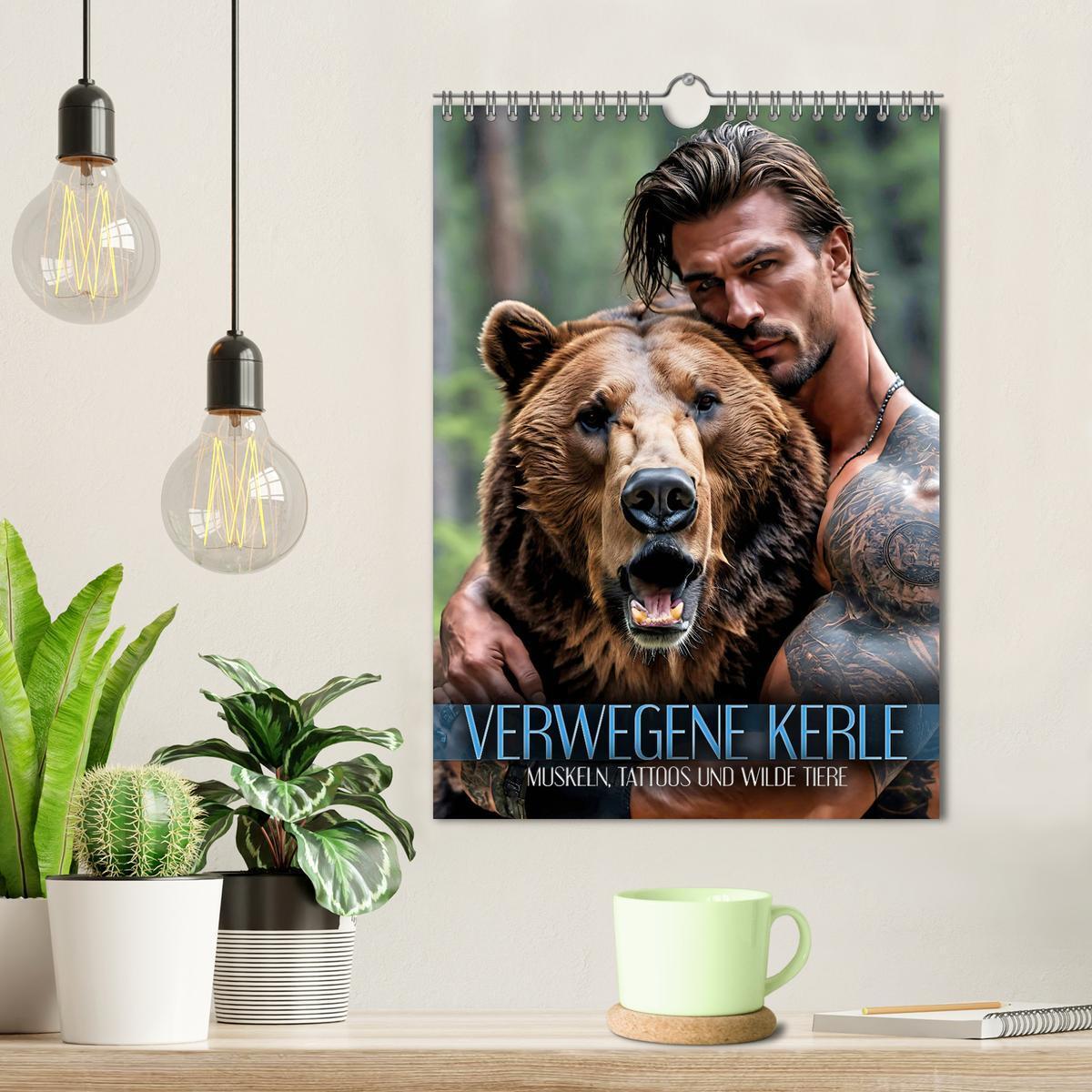 Bild: 9783435845071 | Verwegene Kerle - Muskeln, Tattoos und wilde Tiere (Wandkalender...