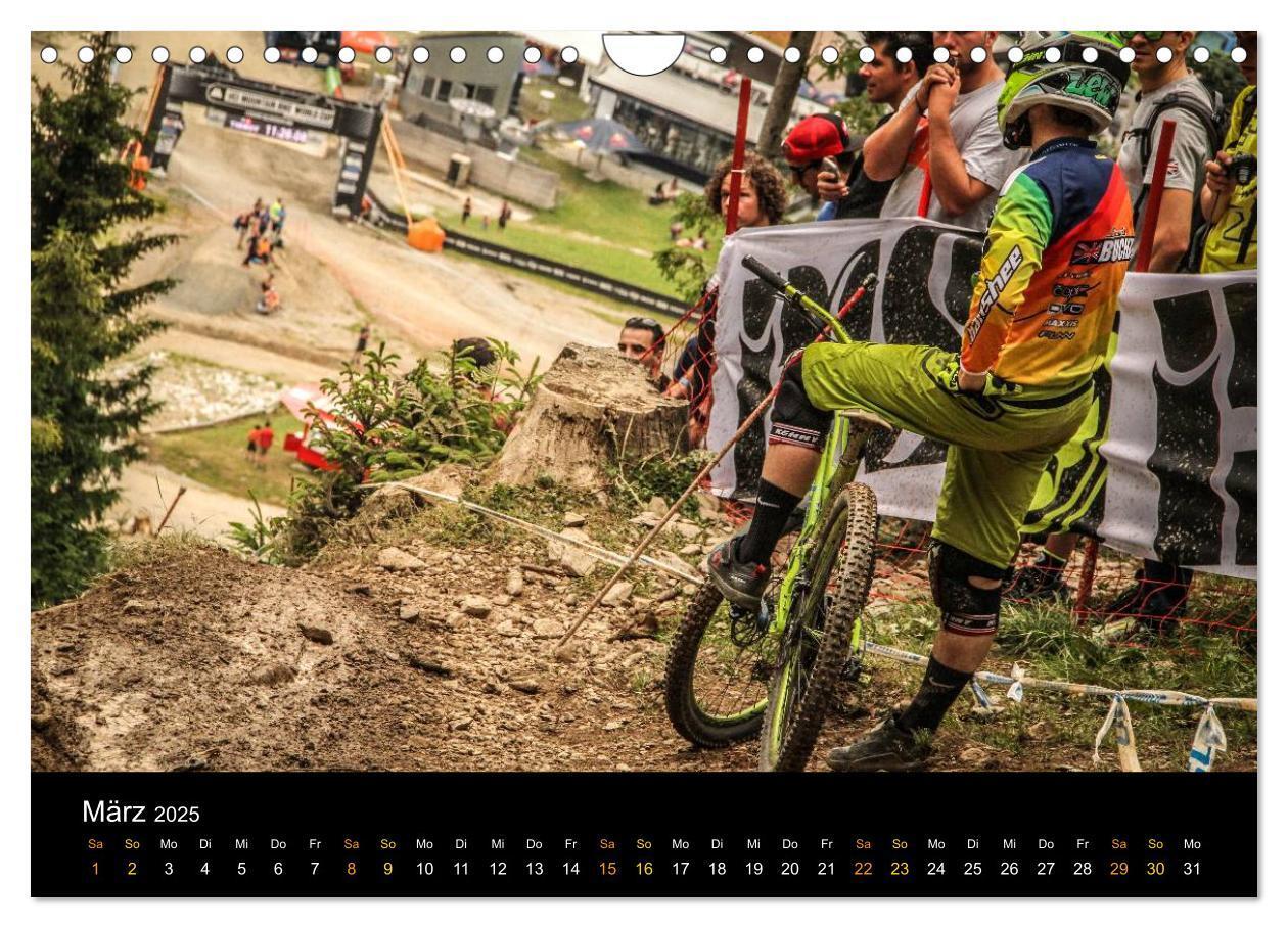 Bild: 9783435725137 | Downhill Racing 2025 (Wandkalender 2025 DIN A4 quer), CALVENDO...